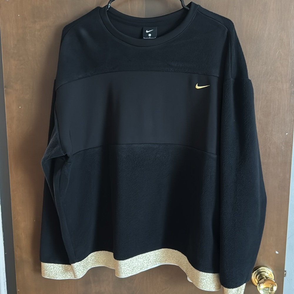 Excellent Condition Black & Gold Women’s Nike sweatshirt - Size Large
